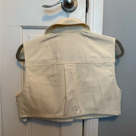 Zara Cream Sleeveless Jacket - Picture 3 of 4